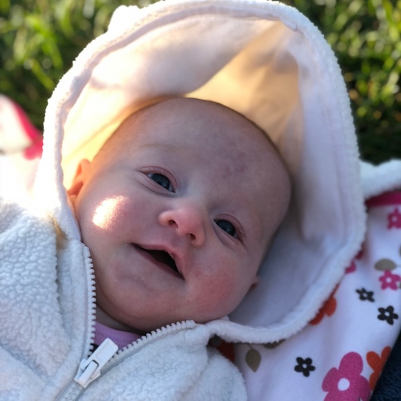 Meet your Posher, Jillian - Picture 2 of 8